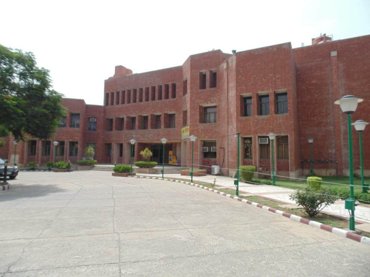 הוסטל דלהי Ymca Greater Noida Programme Centre מראה חיצוני תמונה