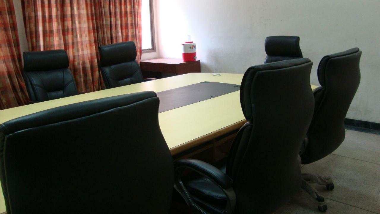 הוסטל דלהי Ymca Greater Noida Programme Centre מראה חיצוני תמונה